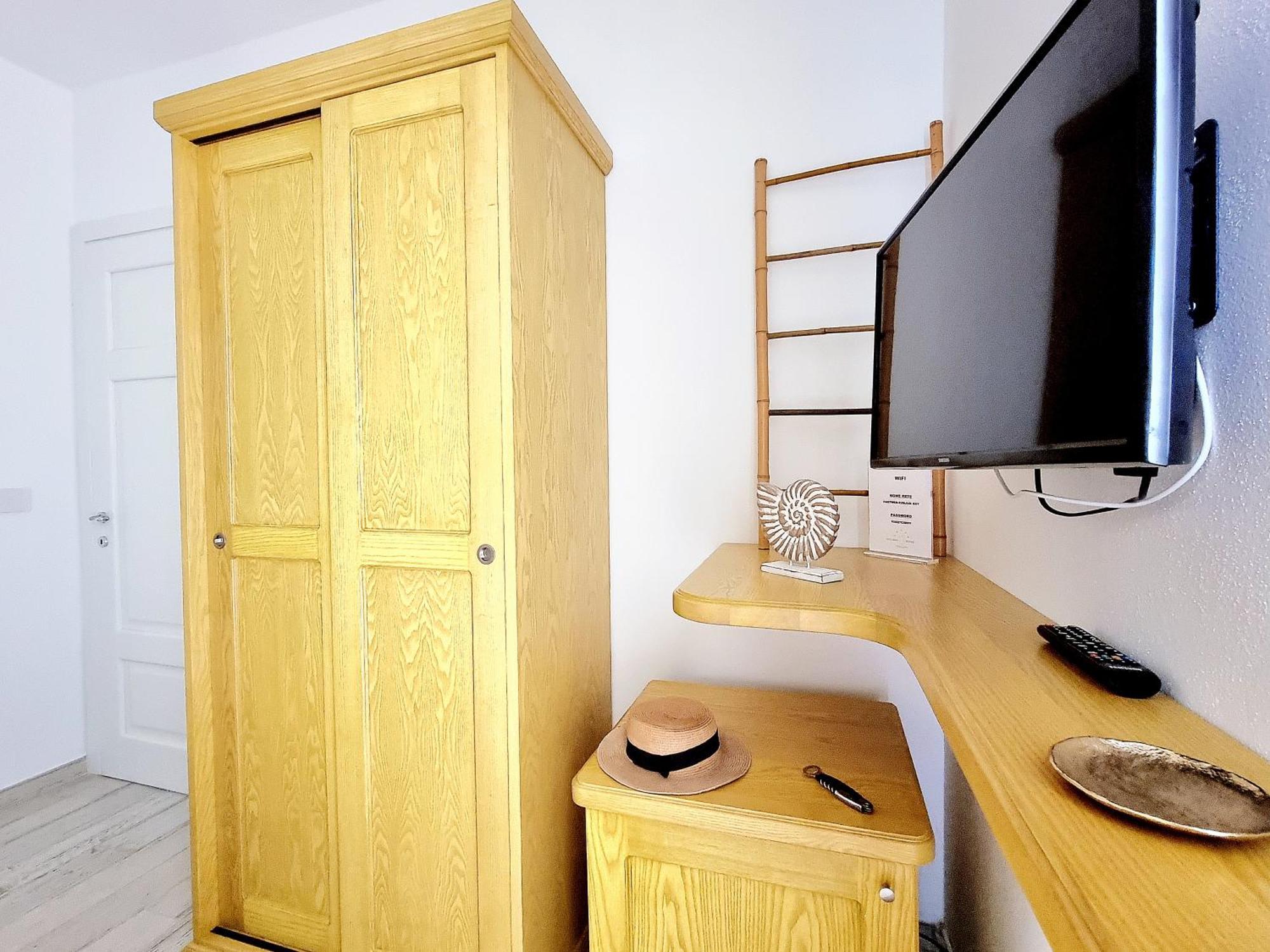 Golden House Hotel Porto Torres Exterior foto